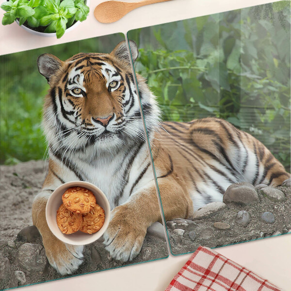 Sklenená doska na krájanie Tiger v jeho prirodzenom prostredí