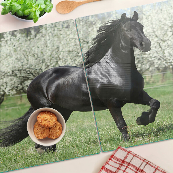 Doska na krájanie Čierny kôň na lúke