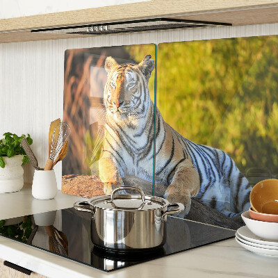 Sklenená doska na krájanie Tiger na pozadí prírody