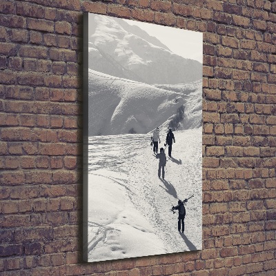 Vertikálny foto obraz na plátne do obývačky Lyžiari
