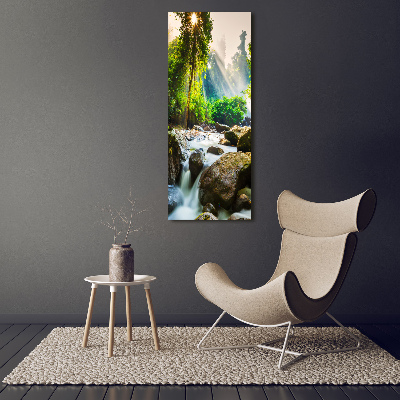Vertikálny foto obraz na plátne Vodopád v lese