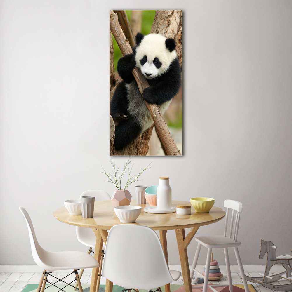 Vertikálny fotoobraz na skle Panda na strome