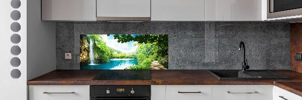 Panel do kuchyne Vodopád v lese
