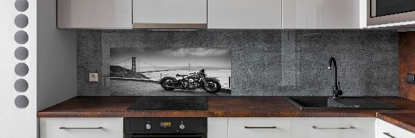 Sklenený panel do kuchynskej linky Motorka