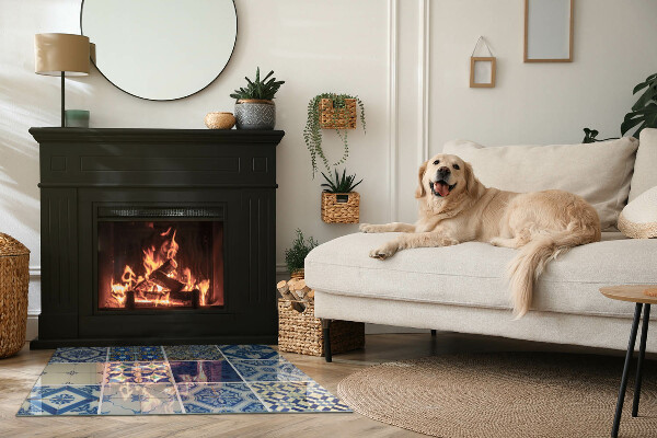 Obdĺžniková sklenená podložka pod krb Keramické vzory na pozadí