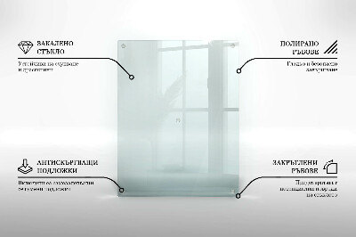 Sklenený svietnik priehľadný