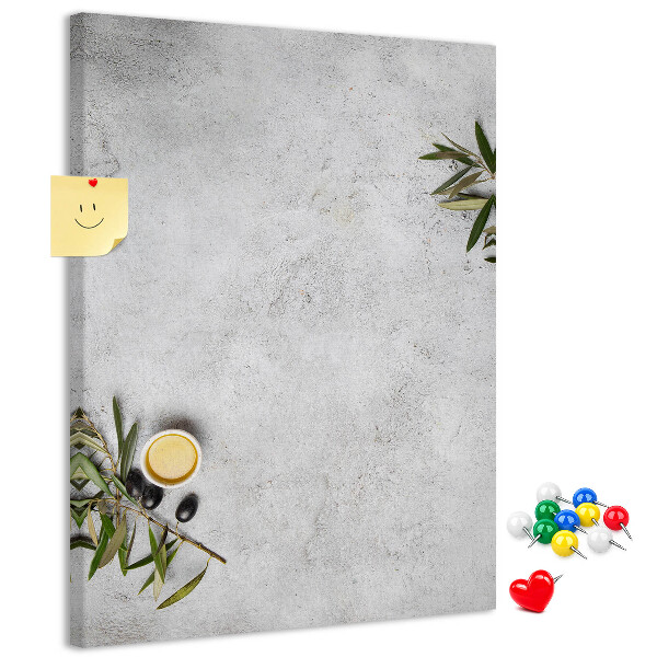 Nástenka do detskej izby Minimalistické pozadie s olivovým akcentom