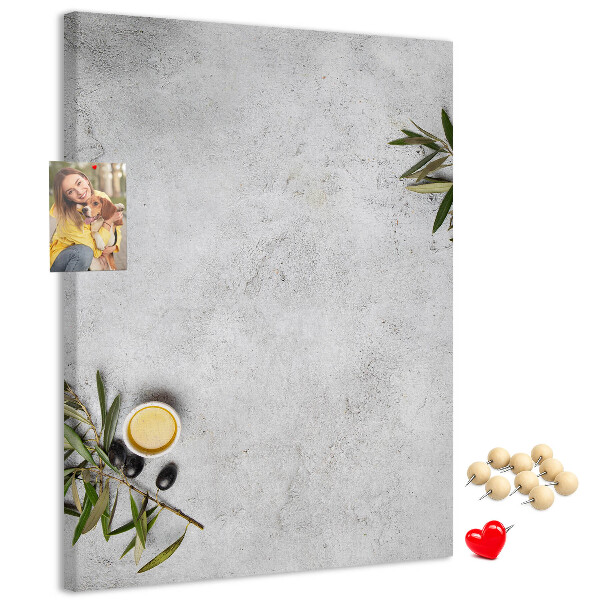 Nástenka do detskej izby Minimalistické pozadie s olivovým akcentom