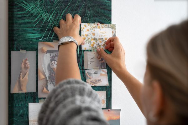 Korková nástenka Tropické listy v sýtych odtieňoch zelenej