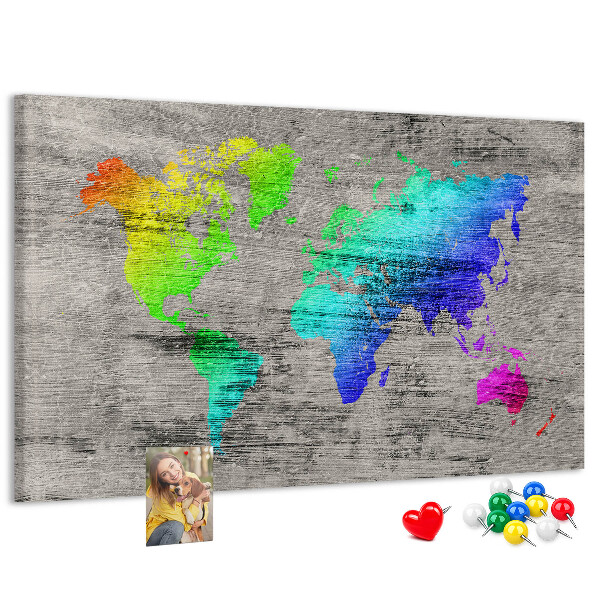 Nástenka Farebná mapa sveta na sivom pozadí