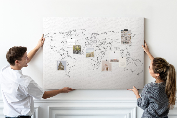 Korková nástenka na stenu Mapa sveta na vyfarbenie a označovanie
