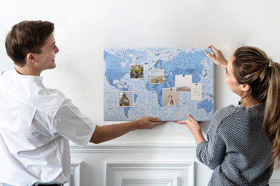 Nástenka Mapa sveta v odtieňoch modrej.