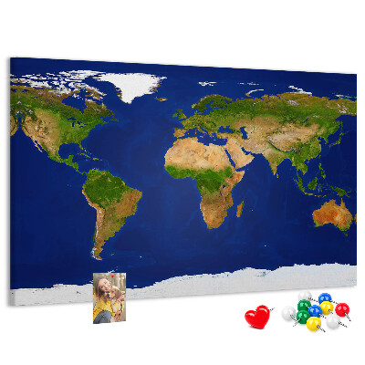 Korková nástenka na stenu Mapa sveta s farebnými špendlíkmi.