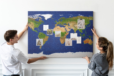 Korková nástenka na stenu Mapa sveta s farebnými špendlíkmi.