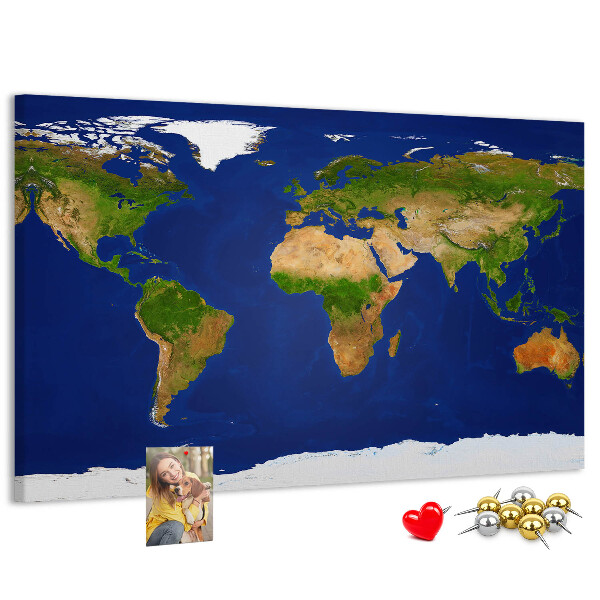 Korková nástenka na stenu Mapa sveta s farebnými špendlíkmi.