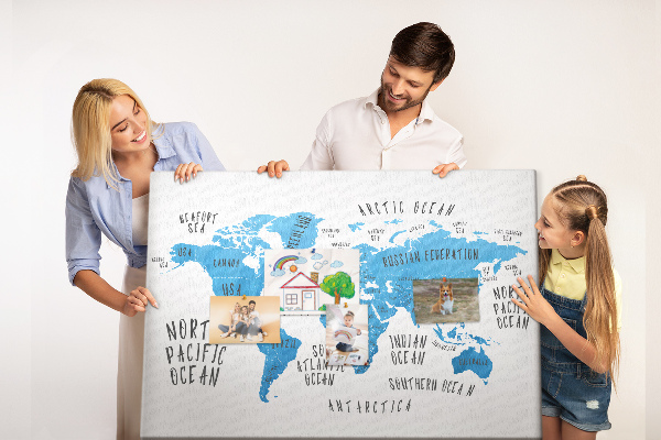 Korková tabuľa Mapa sveta s názvami oceánov a krajín