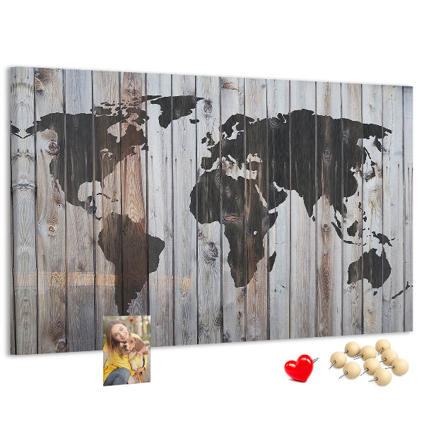 Nástenka Mapa sveta na pozadí drevených dosiek