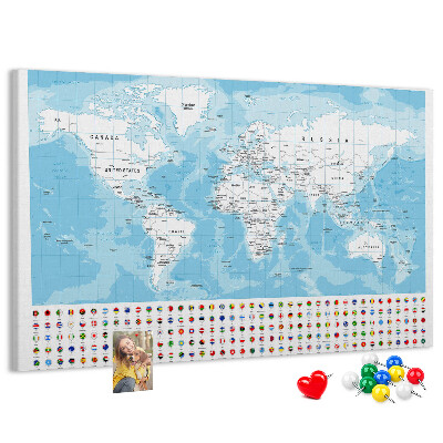 Nástenka Mapa sveta s farebnými špendlíkmi