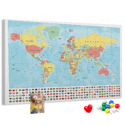 Korková tabuľa Mapa sveta s farebnými vlajkami.