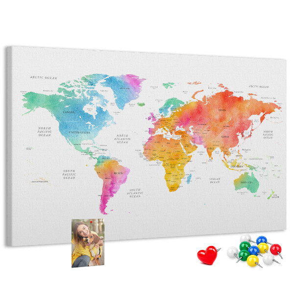 Korková nástenka na stenu Farebná mapa sveta v akvarelových farbách.