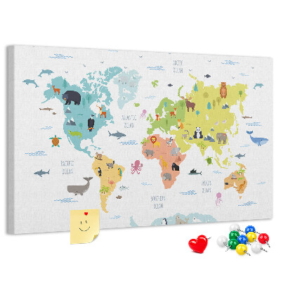Nástenka Mapa sveta s ilustráciami zvierat.