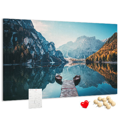 Korková nástenka na stenu Horská krajina sa odráža v jazere