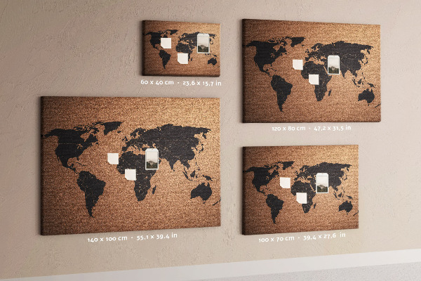 Nástenka Mapa sveta na korkovej tabuli.