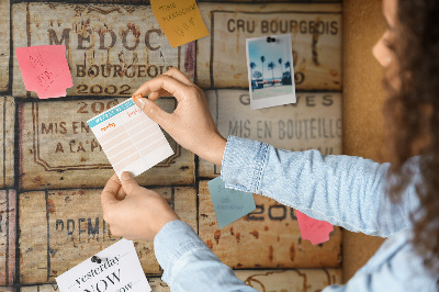 Korková nástenka na stenu Zátky na víno v rôznych prevedeniach