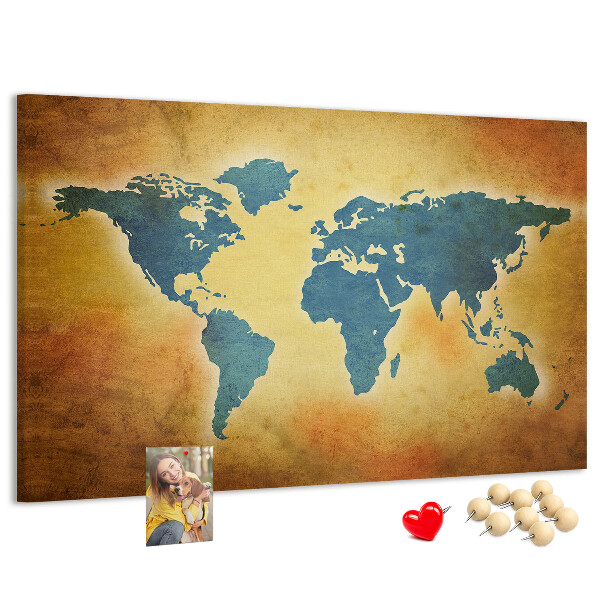 Nástenka Mapa sveta na hnedom papierovom pozadí.