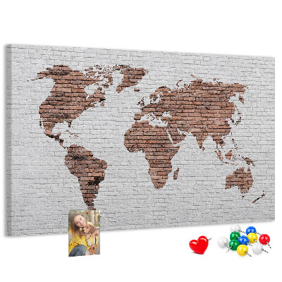Korková nástenka na stenu Mapa sveta na pozadí tehlovej steny