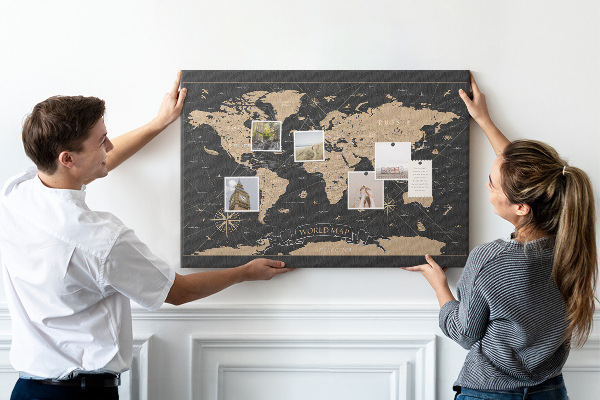 Korková tabuľa Čierna mapa sveta so zlatými akcentmi