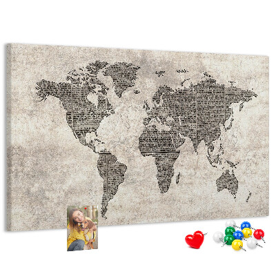 Nástenka Mapa sveta s textúrou novín.