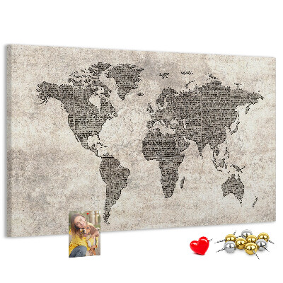 Nástenka Mapa sveta s textúrou novín.