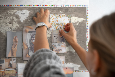 Korková tabuľa Mapa sveta s vlajkami krajín