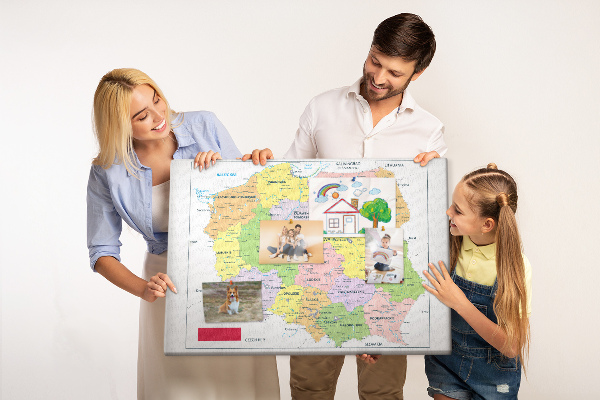 Korková tabuľa Mapa Poľska s farebnými vojvodstvami