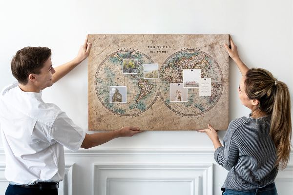 Korková nástenka na stenu Mapa starovekého sveta s farebnými obrysmi