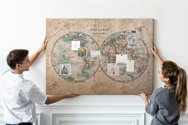 Korková nástenka na stenu Mapa starovekého sveta s farebnými obrysmi