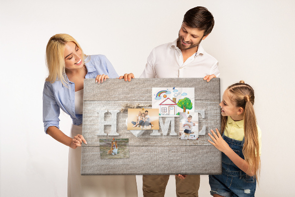 Korková nástenka na stenu Štýlový nápis HOME so srdcom