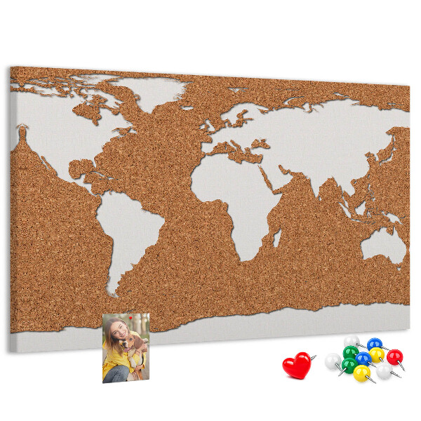 Korková nástenka na stenu Mapa sveta z korku pripnutá na pin-on.