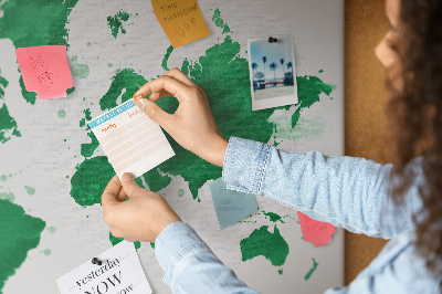 Nástenka Zelená akvarelová mapa sveta