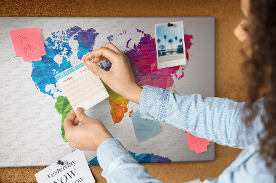 Korková nástenka na stenu Farebná polygonálna mapa sveta