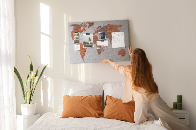 Korková nástenka na stenu Mapa sveta oproti tehlovej stene