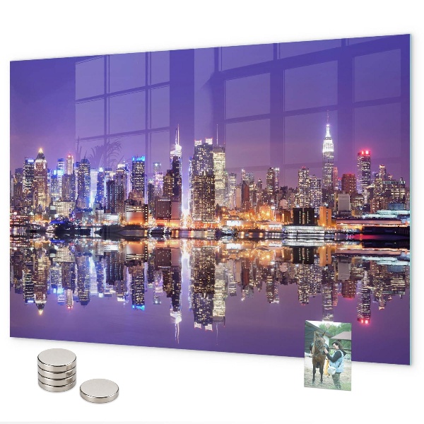 Magnetická tabuľa New York v noci