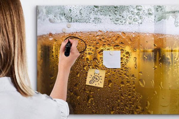 Magnetická popisovateľná tabuľa Studené pivo s osobnými spomienkami