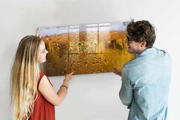Magnetická popisovateľná tabuľa Studené pivo s osobnými spomienkami