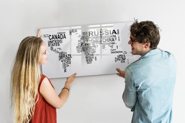 Kresliaca magnetická tabuľa Mapa sveta s miestami a fotografiami
