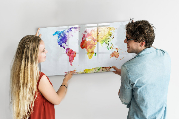 Kresliaca magnetická tabuľa Farebná mapa sveta s fotografiami