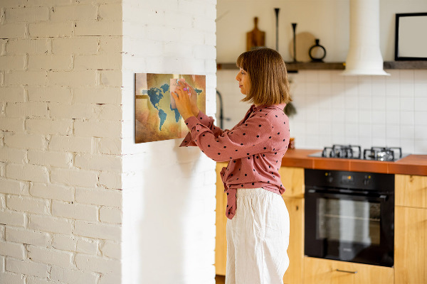 Kresliaca magnetická tabuľa Mapa sveta s priestorom na fotografie