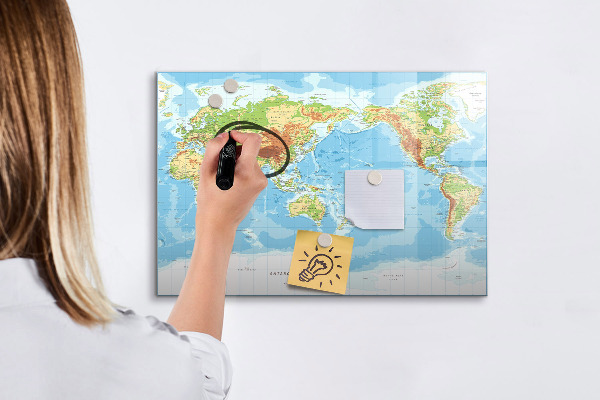 Magnetická popisovateľná tabuľa Mapa sveta s fotografiami a príslušenstvom