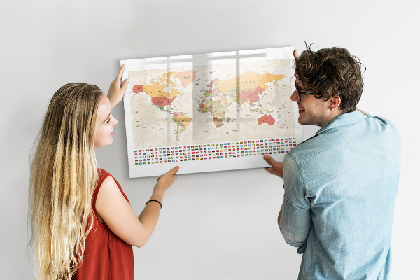 Kresliaca magnetická tabuľa Mapa sveta pre personalizáciu fotografií